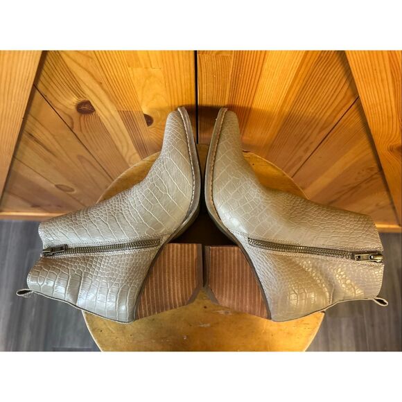 Coconuts by Matisse Womens Ankle Boots Size 7.5 - Picture 6 of 8